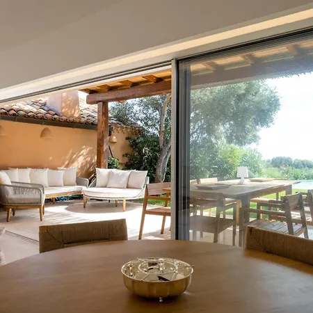 Cala Granu Con Piscina Privata E Vista Mare Villa
